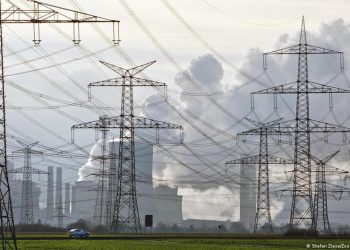 Almanya’da elektrik kesintisi tartışması