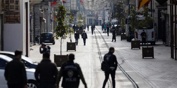 Taksim saldırısı: Albashir dahil 17 kuşkulu tutuklandı