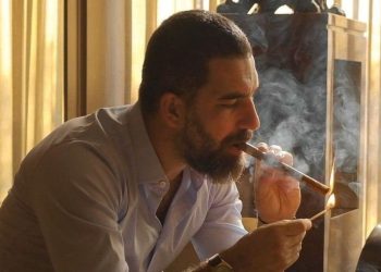 Arda Turan’ın puro keyfi