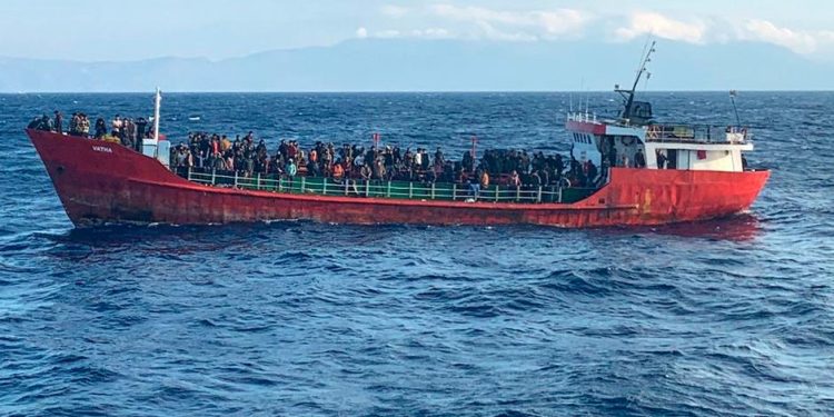Yunanistan’dan Ege’de kurtarma operasyonu