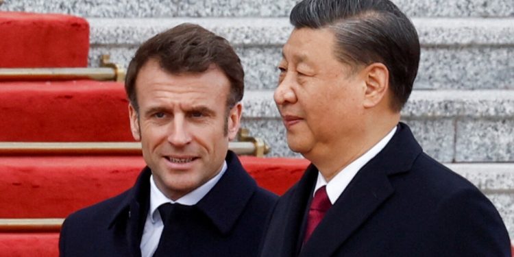 Fransa Cumhurbaşkanı Macron, Çin’de Şi Cinping’le görüştü