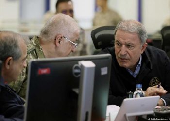 Savunma Bakanı Hulusi Akar Irak hududunda